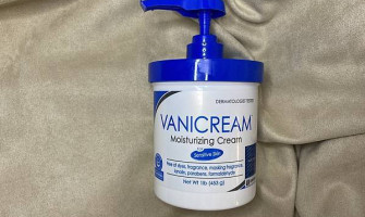 Review sản phẩm Vanicream - được làm từ các thành phần an toàn, nhẹ nhàng và không gây kích ứng.